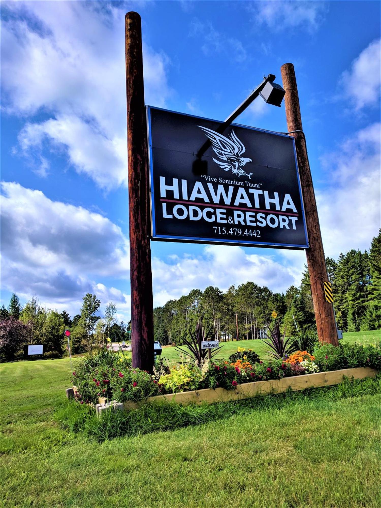 Hiawatha Lodge Inn Eagle River Exterior foto
